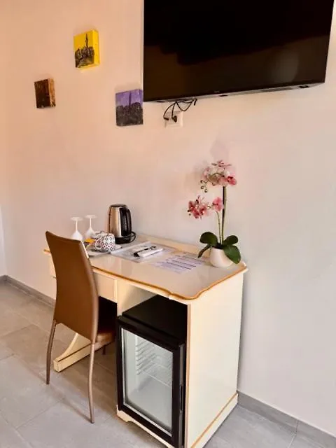 Vivere Venezia - Cozy Accommodations In The Heart Of Venecia