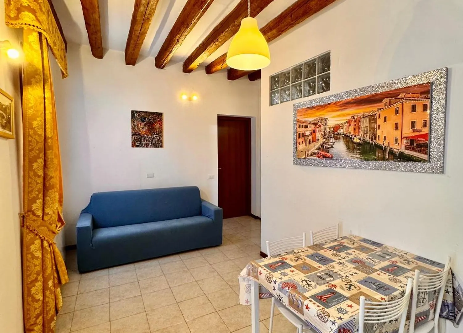 Vivere Venezia - Cozy Accommodations In The Heart Of Venedik Daire